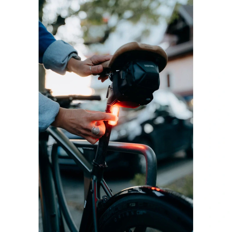 VISION R20 REAR LIGHT