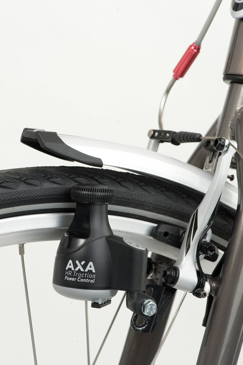 AXA HR Traction (right)