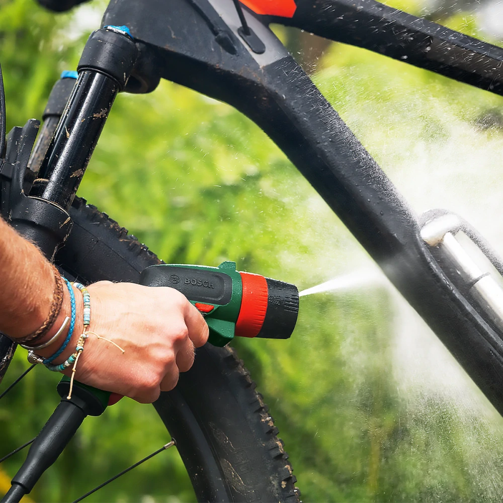 BOSCH Fontus 18V-6 Cordless Bike Cleaner