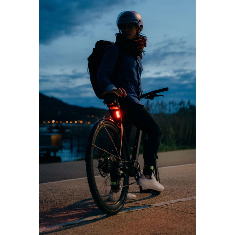 VISION R20 REAR LIGHT