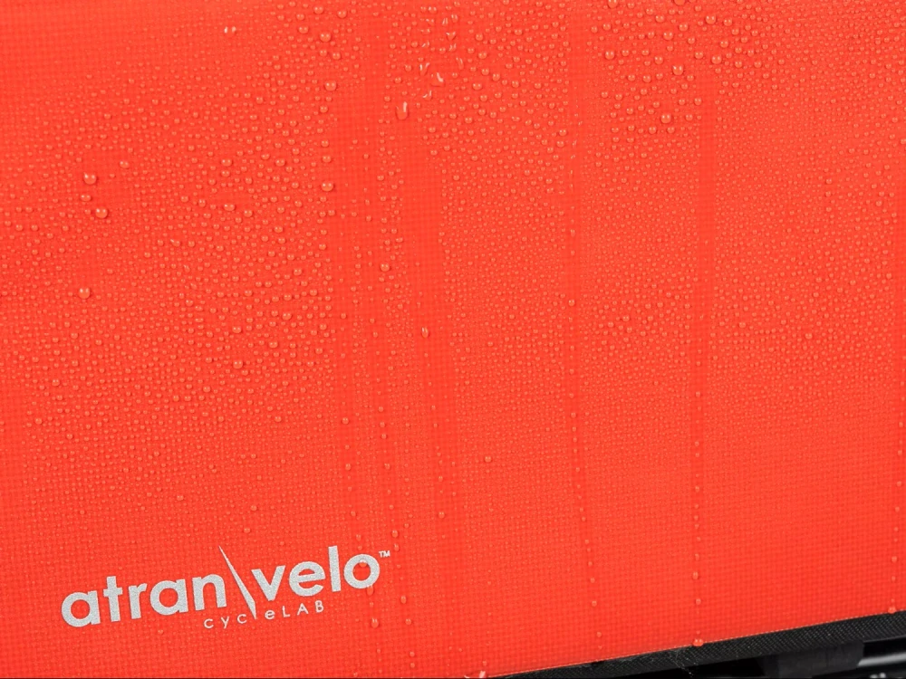 AtranVelo Travel Top AVS červená/černá