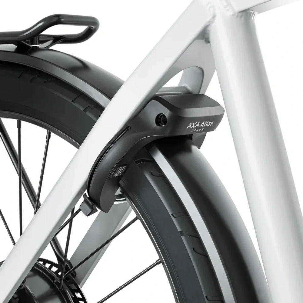 AXA Atlas Large Retractable