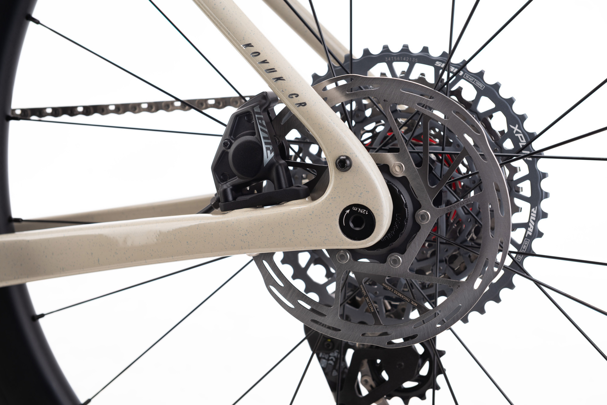 CTM KOYUK CR RACE betonová (165-175 cm)